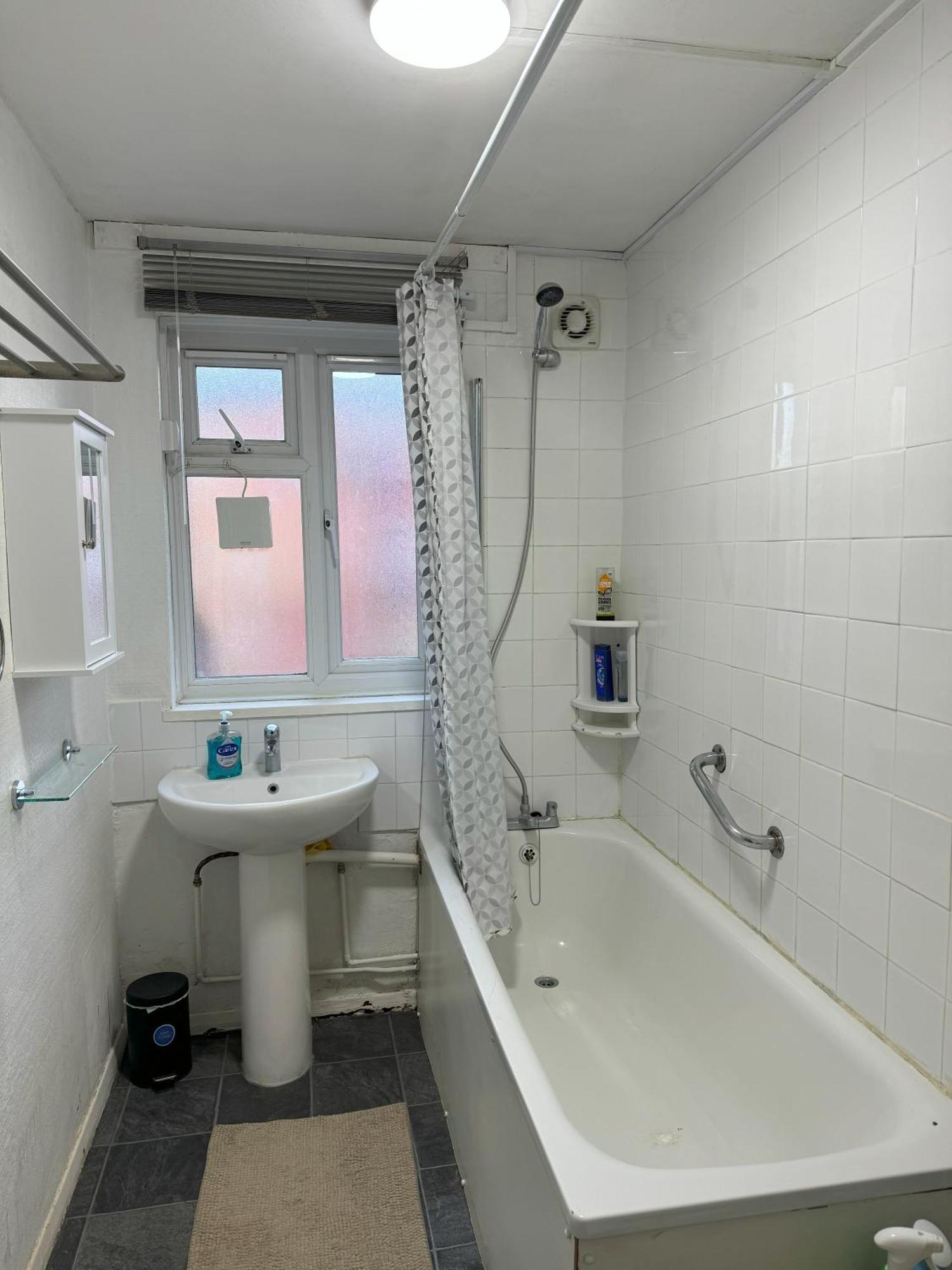 Lovely One Bed Apartment To Rent Londres Extérieur photo